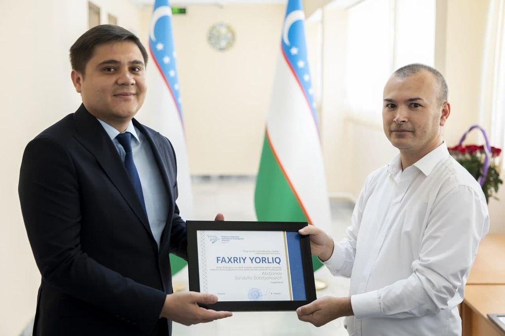 Mustaqilligining 30 yillik yubileyi munosabati bilan yuzlab hamyurtlarimiz qatori Elektron hukumat loyihalarini boshqarish markazida ham jonkuyarlik bilan xizmat qilib kelayotgan soha xodimlari alohida e’tirof etildi